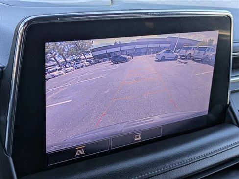 Used 2021 Chevrolet Tahoe LT AWD/4WD image 14