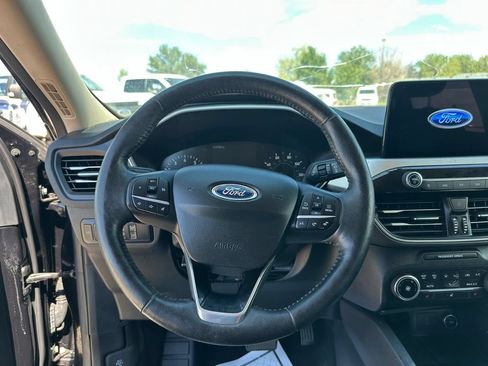 Used 2020 Ford Escape SEL AWD/4WD image 40