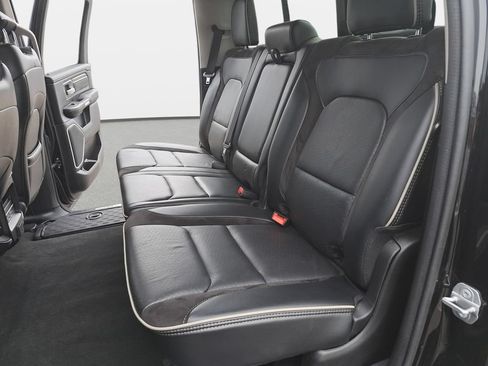 Used 2022 RAM 1500 Laramie AWD/4WD image 15
