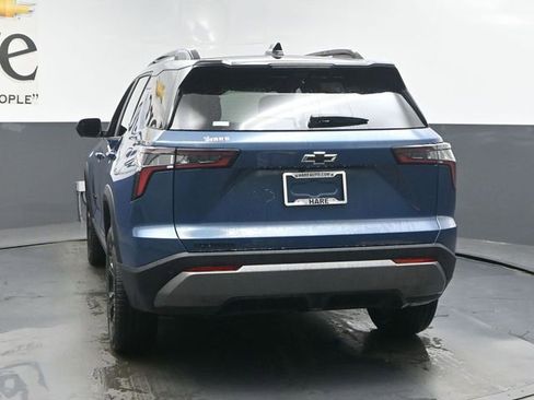 New 2026 Chevrolet Equinox LT w/ Midnight Edition FWD image 13
