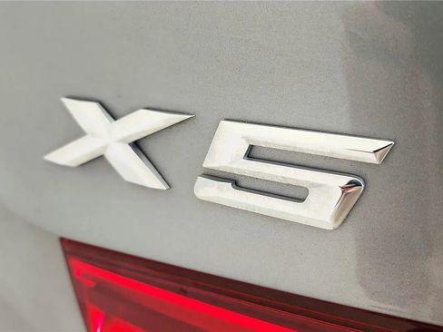 Used 2016 BMW X5 xDrive50i AWD/4WD image 17