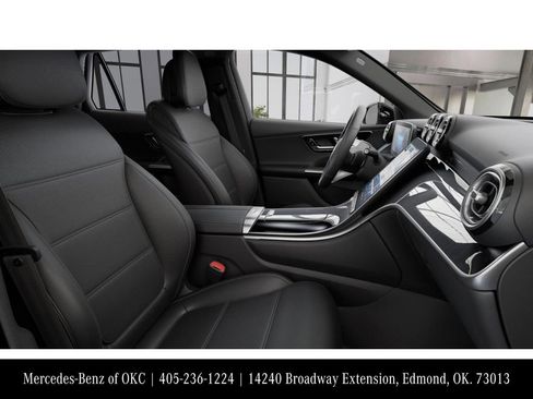 Used 2026 Mercedes-Benz GLC 300 4MATIC image 4