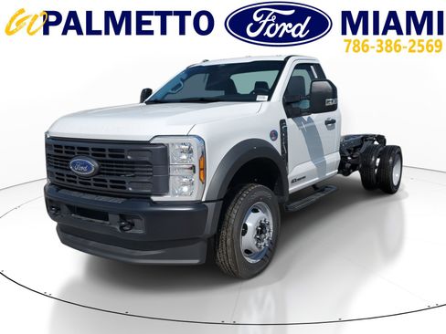 New 2024 Ford F550 4x4 Regular Cab Super Duty image 3