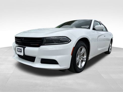 Used 2022 Dodge Charger SXT image 42