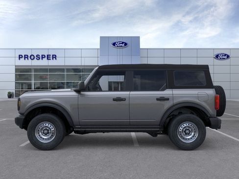 New 2026 Ford Bronco 4-Door AWD/4WD image 3
