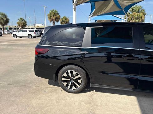 Used 2026 Honda Odyssey EX-L image 7