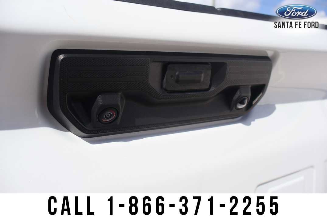 Used 2025 Chevrolet Silverado 2500 LT w/ Safety Package AWD/4WD image 9