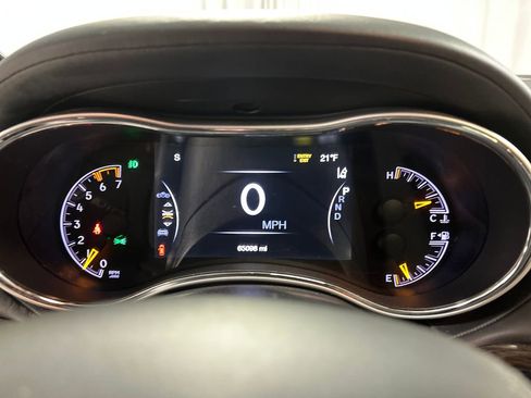 Used 2020 Jeep Grand Cherokee Summit image 16