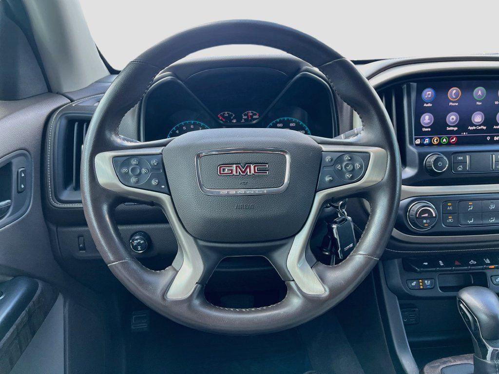 Used 2022 GMC Canyon Denali AWD/4WD image 11
