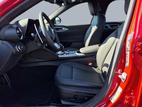 New 2025 Alfa Romeo Giulia w/ Driving Assist Package RWD image 10