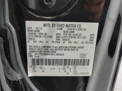 Used 2016 Ford F250 Lariat w/ Chrome Package AWD/4WD image 27