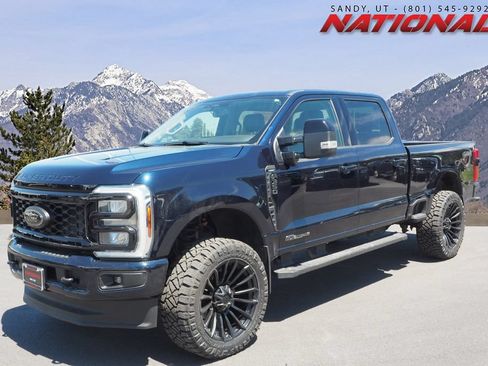 Used 2025 Ford F350 Lariat w/ Black Appearance Package AWD/4WD image 1