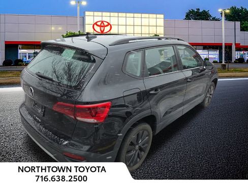 Used 2024 Volkswagen Taos S image 8