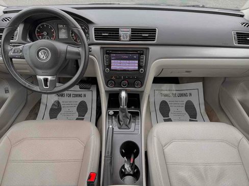 Used 2015 Volkswagen Passat 1.8T Limited Edition image 24