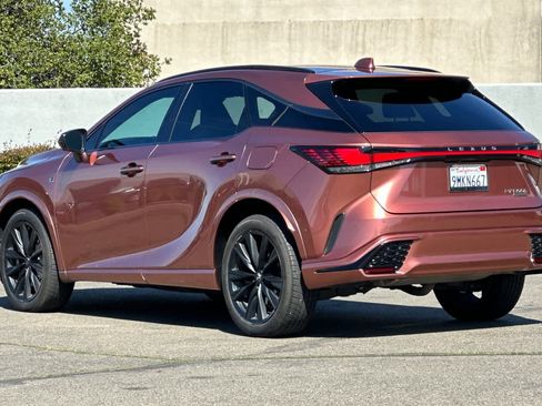 Used 2024 Lexus RX 500h F Sport w/ Convenience Package image 7