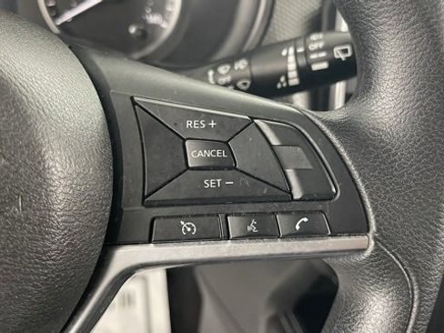 Used 2020 Nissan Kicks SV image 39