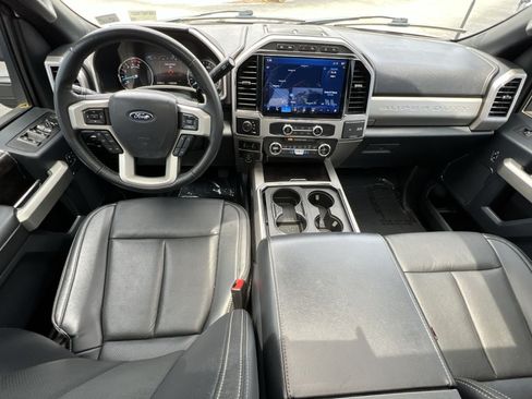 Used 2022 Ford F350 Lariat w/ Lariat Ultimate Package AWD/4WD image 24