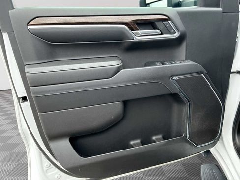 Certified 2023 GMC Sierra 1500 Elevation w/ LPO, Elevation Black Package image 21