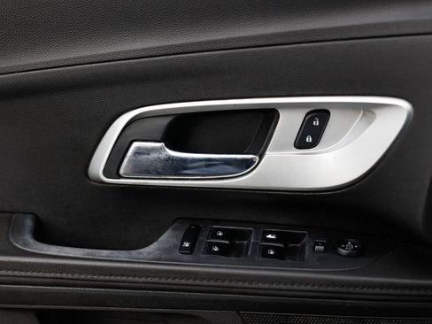 Used 2013 Chevrolet Equinox LS image 36