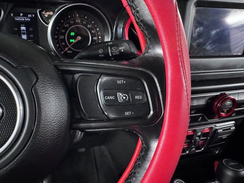 Used 2022 Jeep Gladiator Sport AWD/4WD image 26