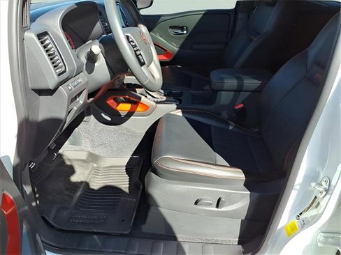 Used 2024 Nissan Frontier PRO-4X w/ Pro Premium Package image 14