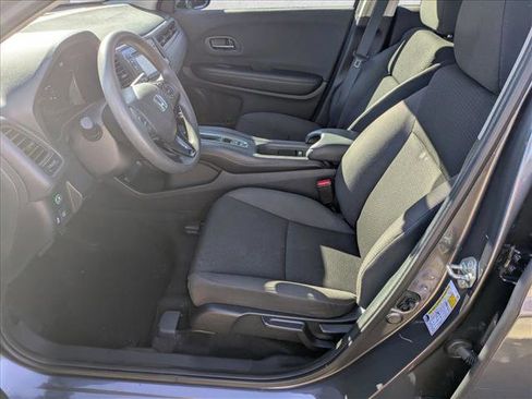 Used 2019 Honda HR-V LX image 11
