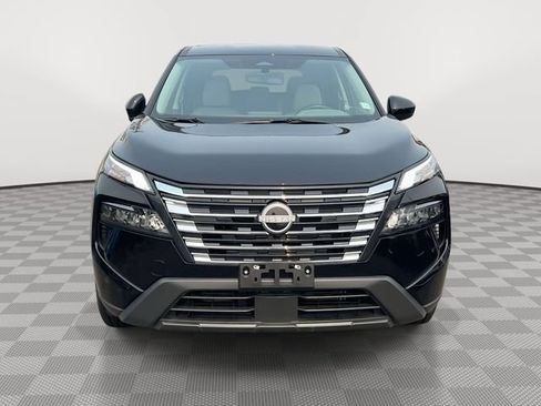 Used 2025 Nissan Rogue SV AWD/4WD image 2