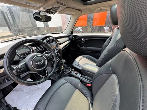 Used 2017 MINI Cooper 2-Door Hardtop FWD image 23