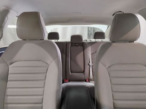 Used 2019 Ford Fusion SE FWD image 59