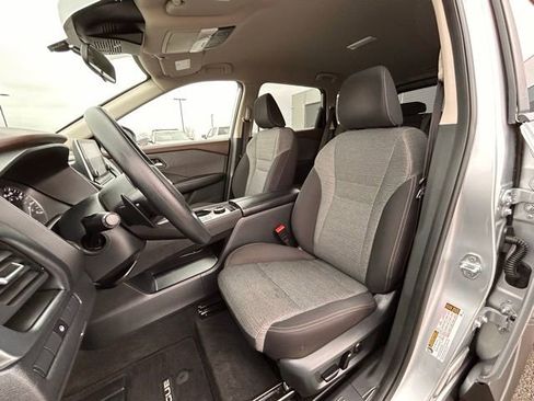 Used 2023 Nissan Rogue SV image 24