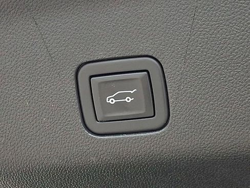 Used 2021 Cadillac Escalade Sport w/ Driver Assist Tech Package AWD/4WD image 35