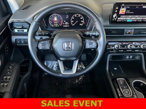 Used 2024 Honda Pilot Touring image 15