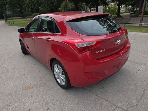 Used 2014 Hyundai Elantra GT FWD image 4