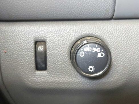 Used 2021 GMC Canyon Elevation Standard RWD image 25