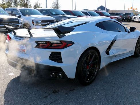 Used 2022 Chevrolet Corvette Stingray Preferred Cpe w/ Z51 Performance Package image 5