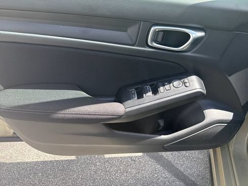 Certified 2025 Honda Civic Sport image 9