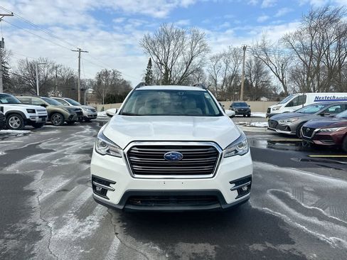 Used 2019 Subaru Ascent Limited image 16