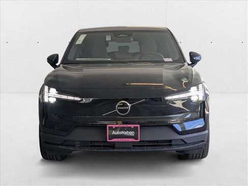 New 2025 Volvo EX30 Plus w/ Protection Package Premier image 5