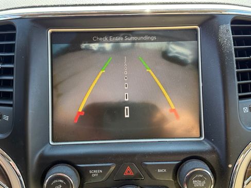 Used 2015 Jeep Grand Cherokee Limited w/ Luxury Group II AWD/4WD image 27