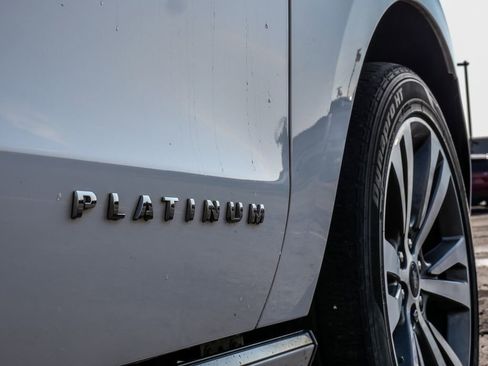 Used 2020 Ford Expedition Platinum image 10