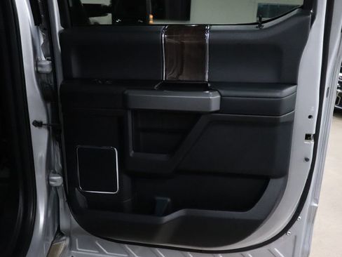 Used 2017 Ford F250 Platinum w/ Platinum Ultimate Package image 22
