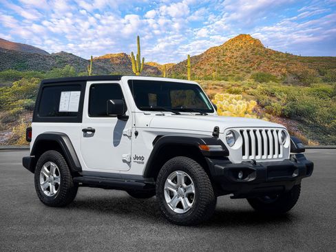 Used 2020 Jeep Wrangler Sport AWD/4WD image 2