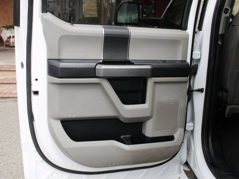 Used 2019 Ford F450 XLT image 28