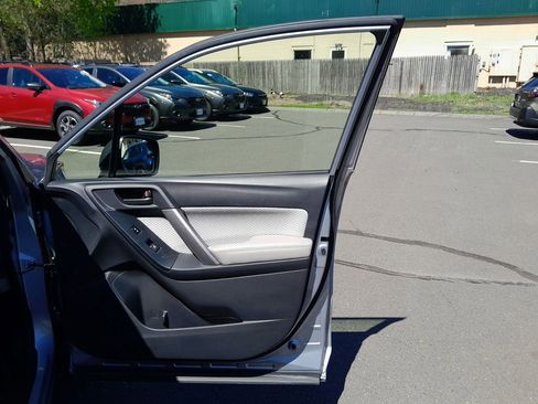 Used 2017 Subaru Forester 2.5i w/ Alloy Wheel Package AWD/4WD image 35