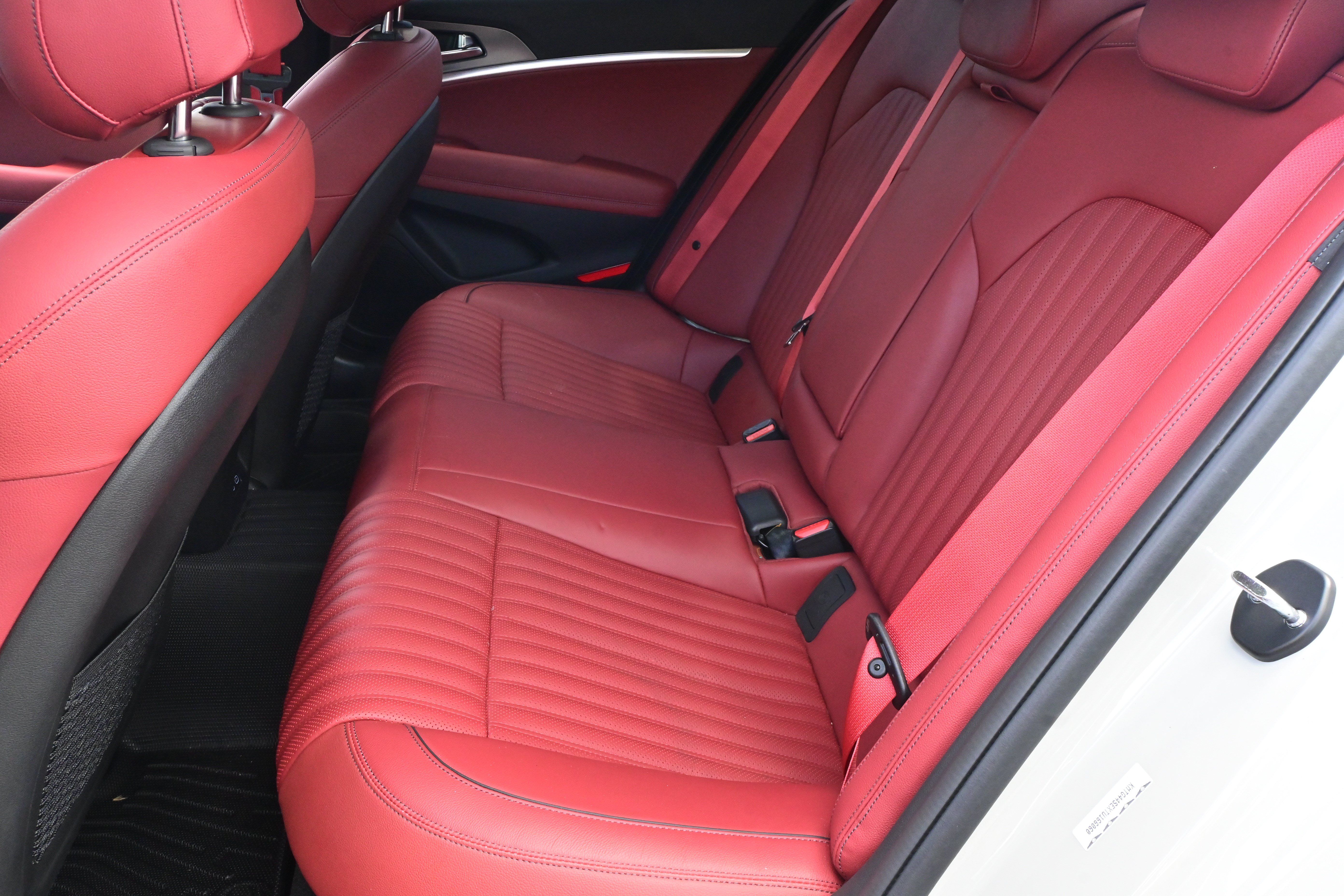 Used 2026 Genesis G70 3.3T Sport Prestige RWD image 31
