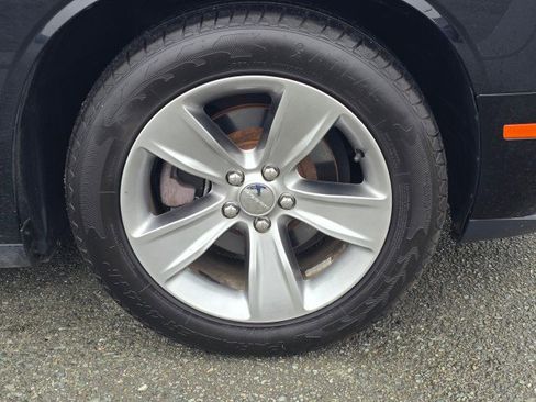 Used 2017 Dodge Challenger SXT w/ Sound Group image 9