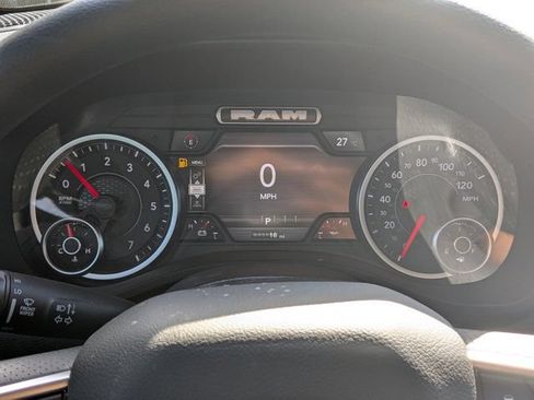 New 2026 RAM 1500 Express AWD/4WD image 25
