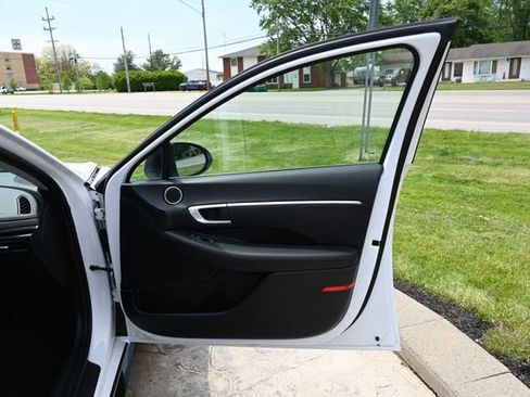 Used 2022 Hyundai Sonata SEL FWD image 18