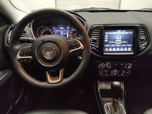 Used 2019 Jeep Compass Limited w/ Safety & Security Group image 22