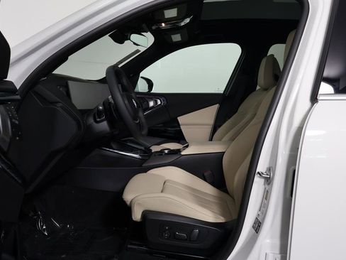 New 2026 BMW X3 xDrive30 w/ Premium Package AWD/4WD image 5